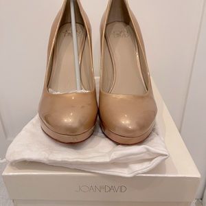 Joan & David Designer Nude Heels size 8